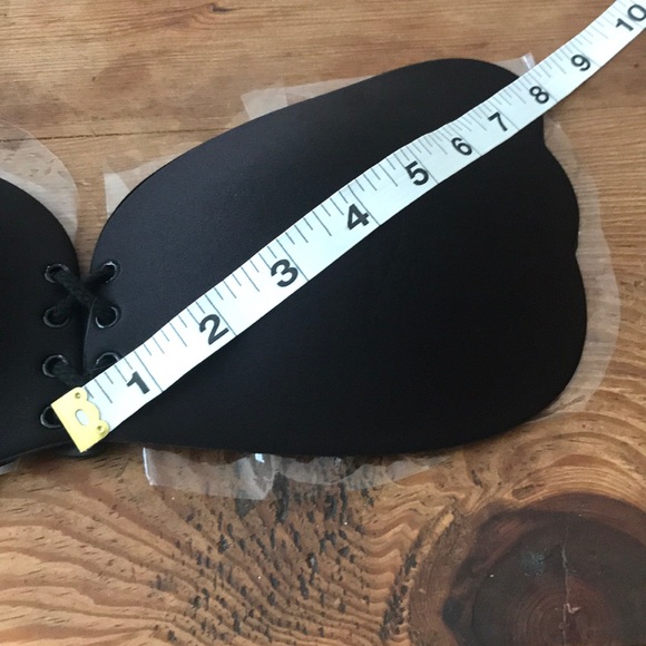 Strapless backless adhesive bra - Picture 7 of 7